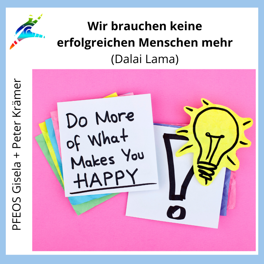 Notizzettel mit „Do more of what makes you happy“ und Glühbirnen-Symbol auf pinkem Hintergrund.